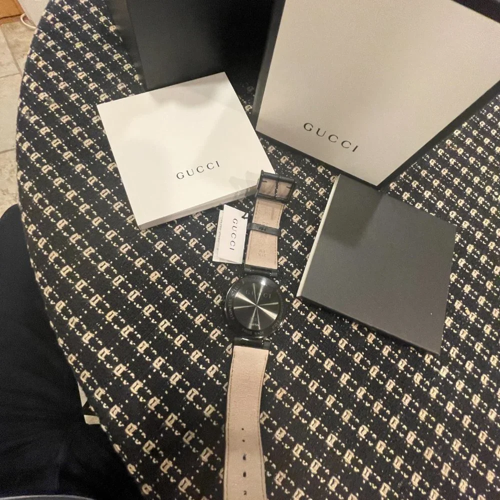 Watch - Picture 15 of 16